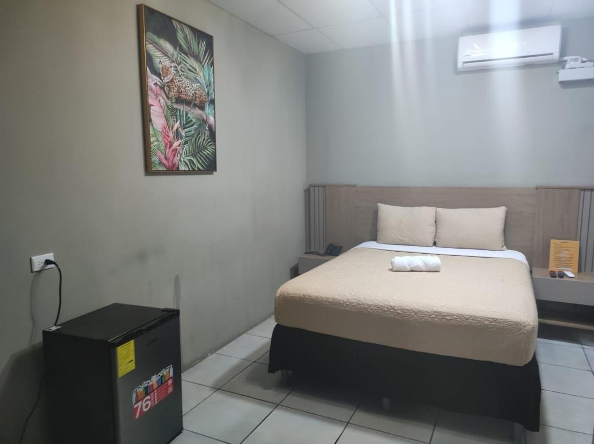 Kartagus Hotel San Salvador Luaran gambar